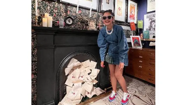 Rekomendasi Outfit Untuk Liputan Buat Para Reporter